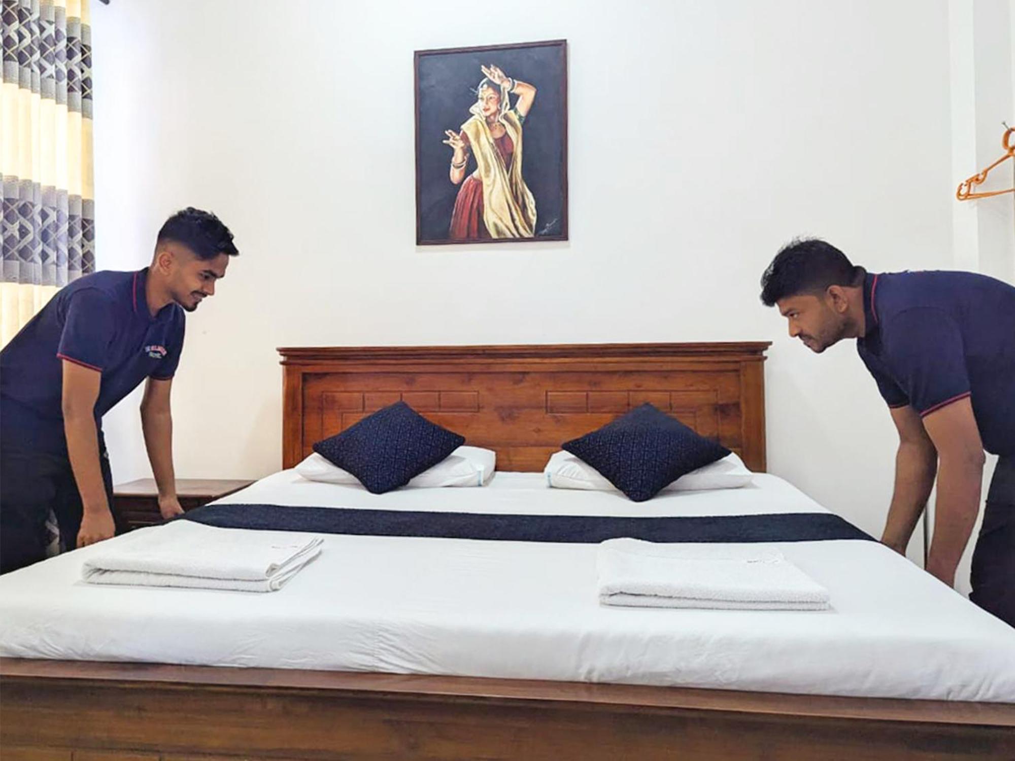 Reliance Hotel Boralesgamuwa Ngoại thất bức ảnh